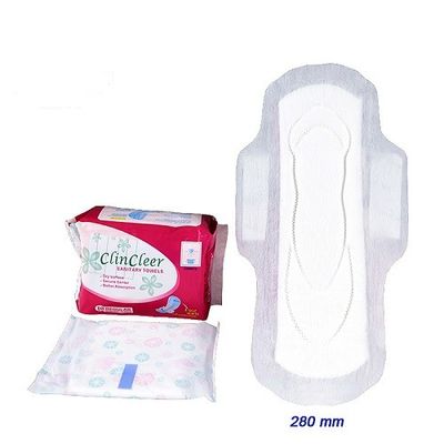 Protections quotidiennes jetables d'utilisation de serviettes hygiéniques pures antimicrobiennes blanches de coton